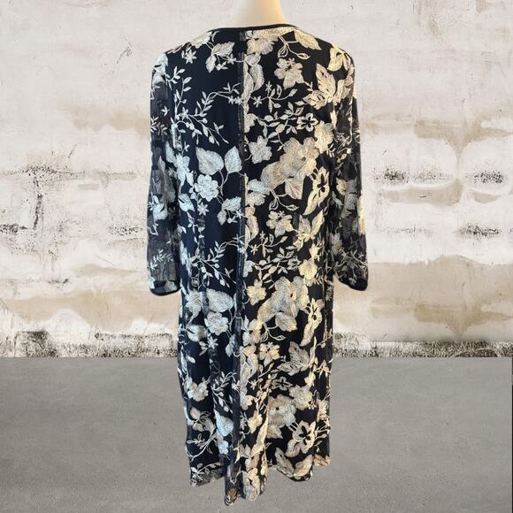 Connected NWT Women's Embroidered Split Overlay 3/4-Sleeve Dress Size 16 - Picture 3 of 5